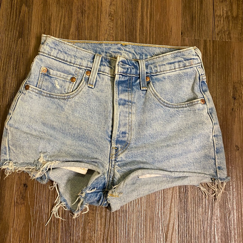 Levi's high waisted shorts style #501.